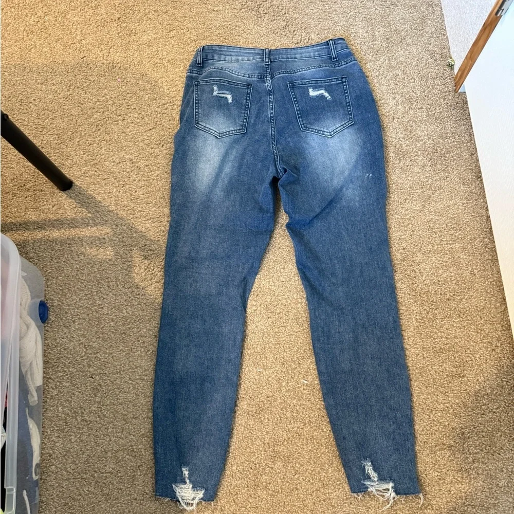 Vipones distressed jeans. Size 10. - Picture 3 of 4